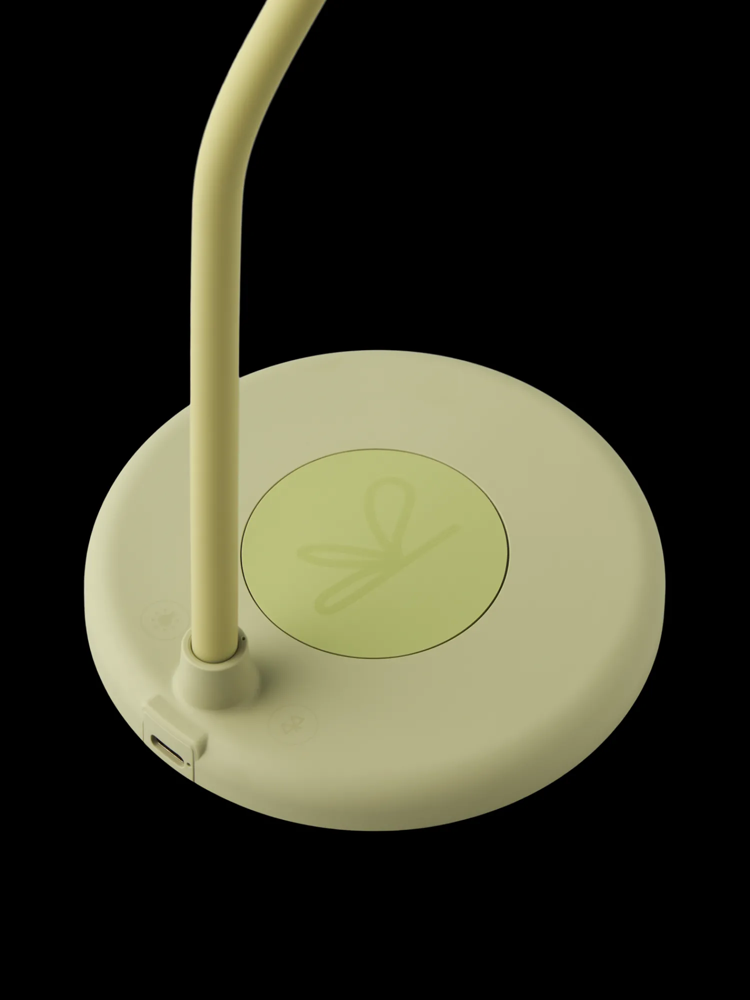 Outlet Bordlampe Med Høyttaler Lamper|Elektronikk