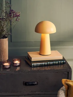 Clearance Bordlampe Med LED Lamper