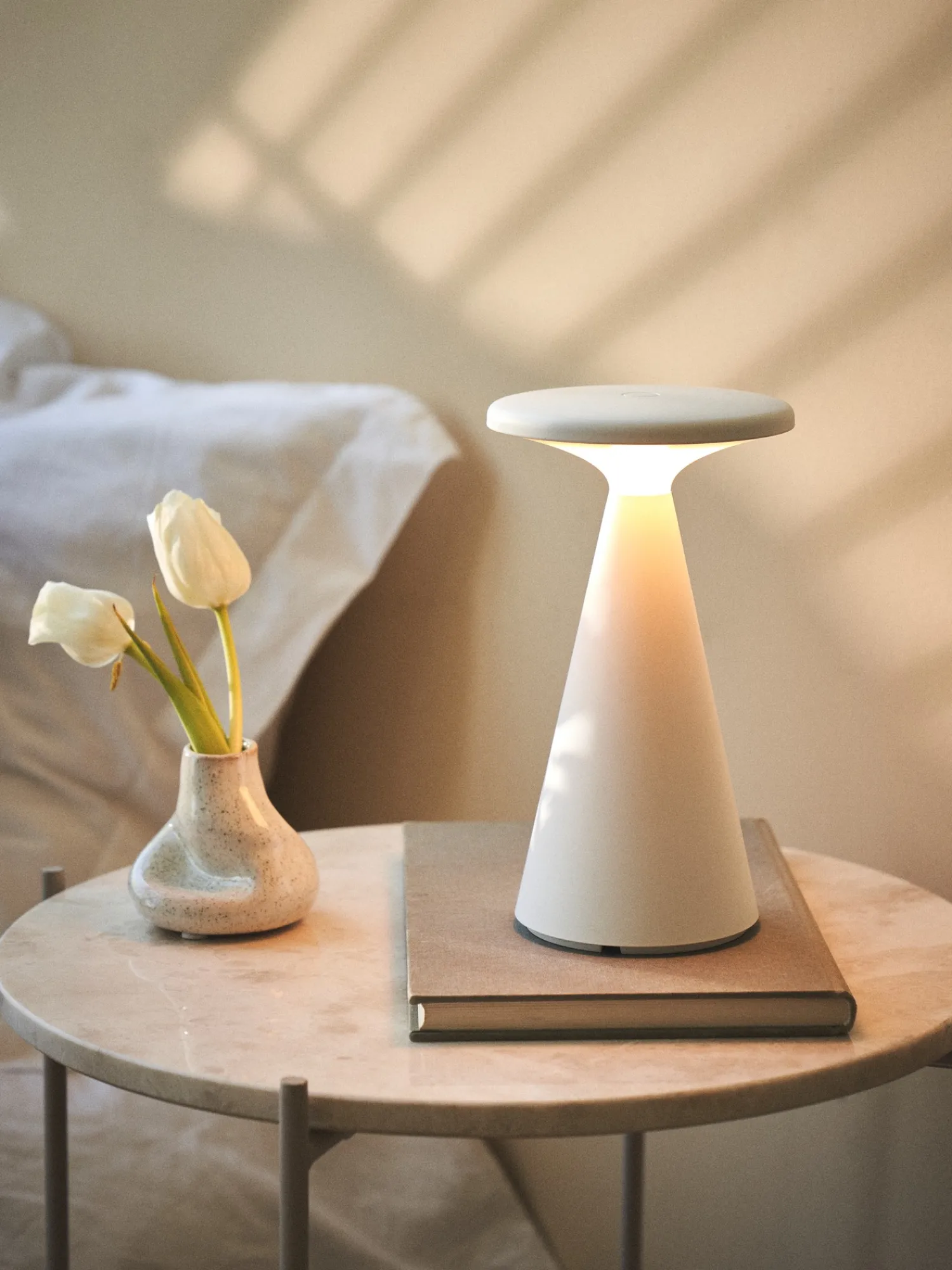 Bordlampe Med LED Lamper