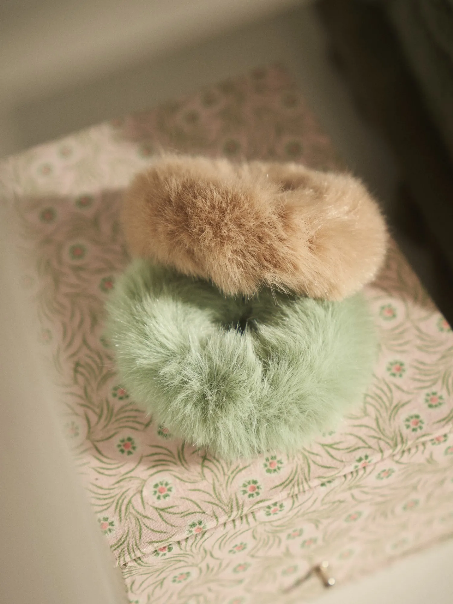 Outlet Hårstrikk Scrunchies Og Hårstrikk|Hårtilbehør