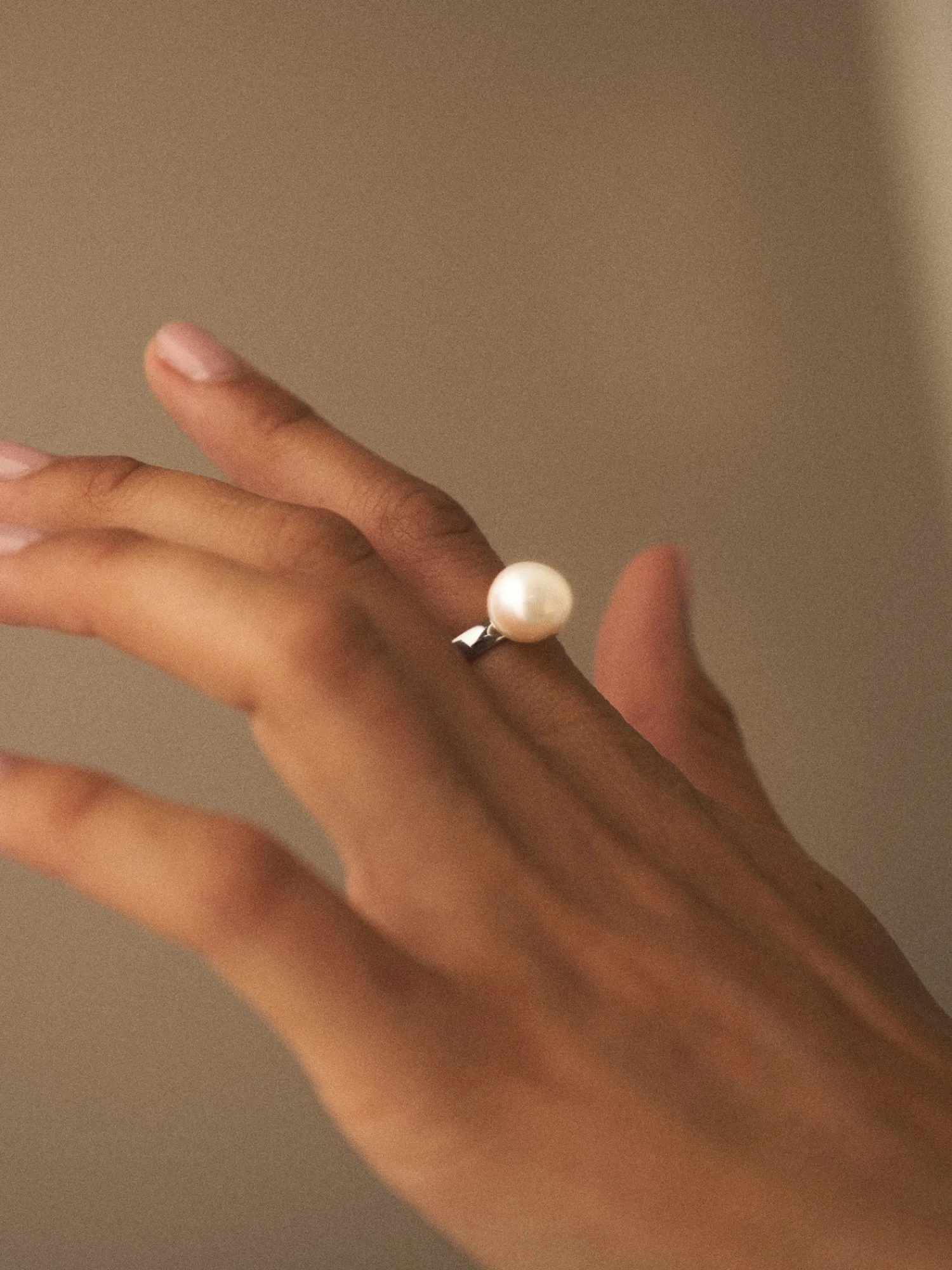 New Pearl Ring M Ringer