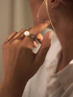 New Pearl Ring M Ringer