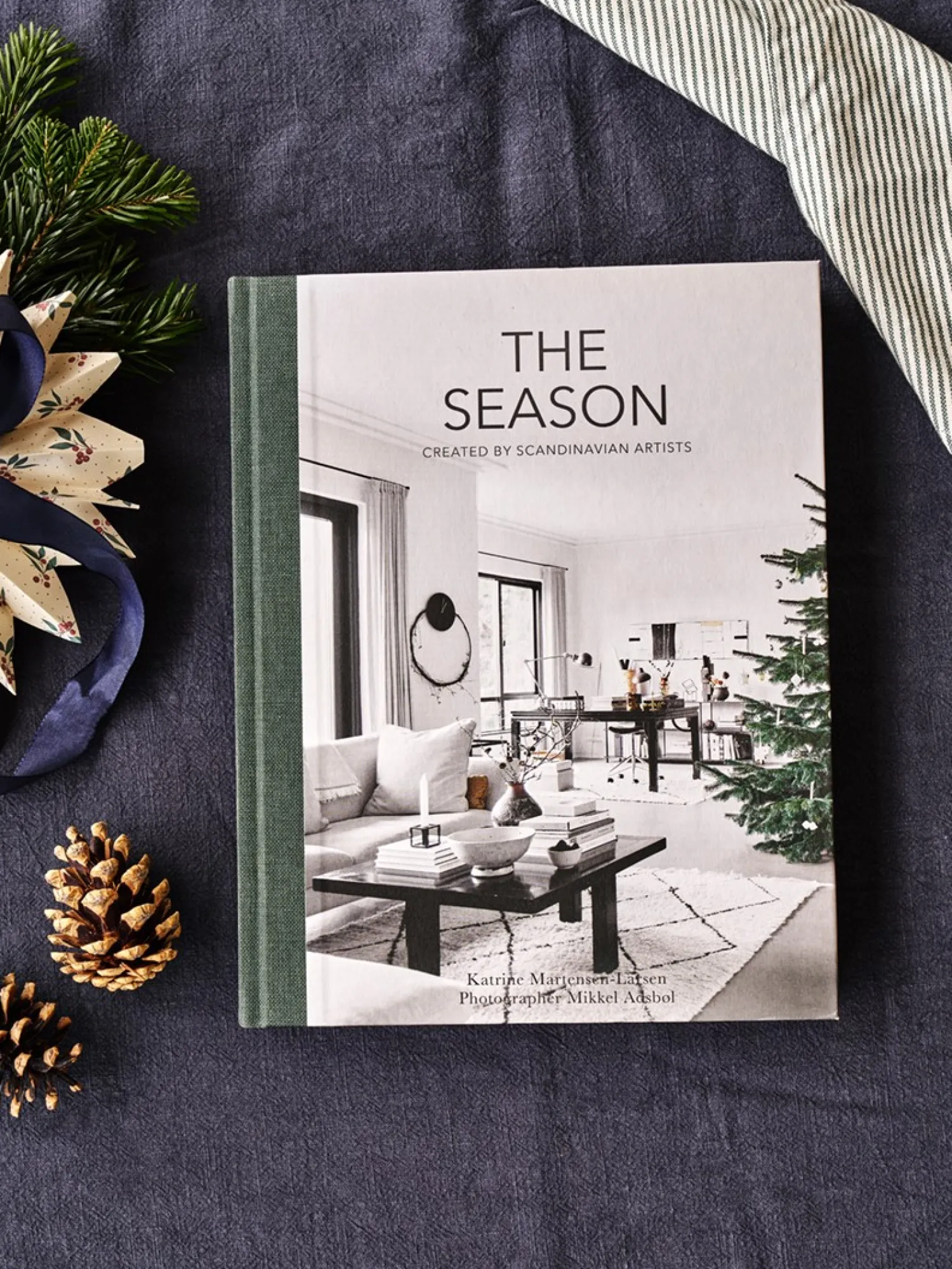 Sale The Season Salongbordbøker