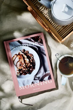 Hot Wonderful Morning Salongbordbøker